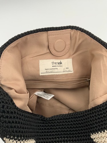 The Sak Ragam Handmade Crochet Back to Bali 120 Hobo Bag Black & Tan - Picture 3 of 6