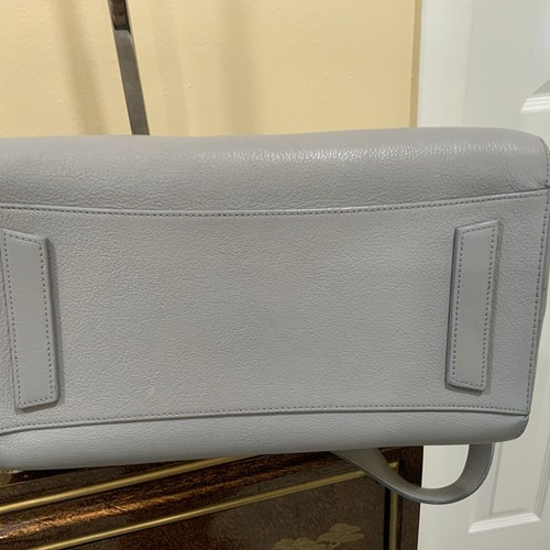Givenchy Medium Leather Antigona two way Satchel in Grey - Picture 17 of 18