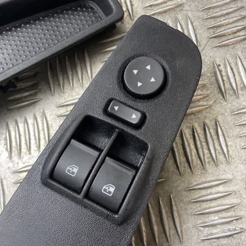 2008 Fiat Bravo 1.9 Multijet 5DR Pair Front Window Switches P/N 735416706 Genuin - Picture 3 of 16