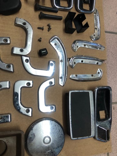 Mercedes w108/w109/w110/w111 used OEM interior hardware lot - Picture 4 of 7