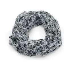 Thirty-one Avenue Scarf Navy Perfect Pendant Rectangle Lightweight NEW