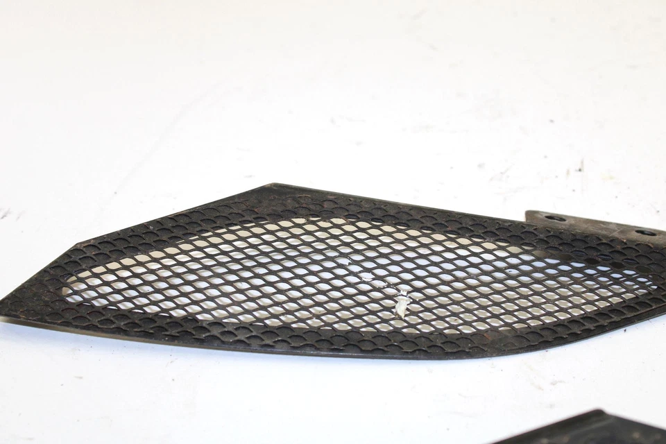 2000 Yamaha Vmax 500 оригинальный капот экран пара 8CR-77131-00-00 SY90 - Изображение 2 из 4