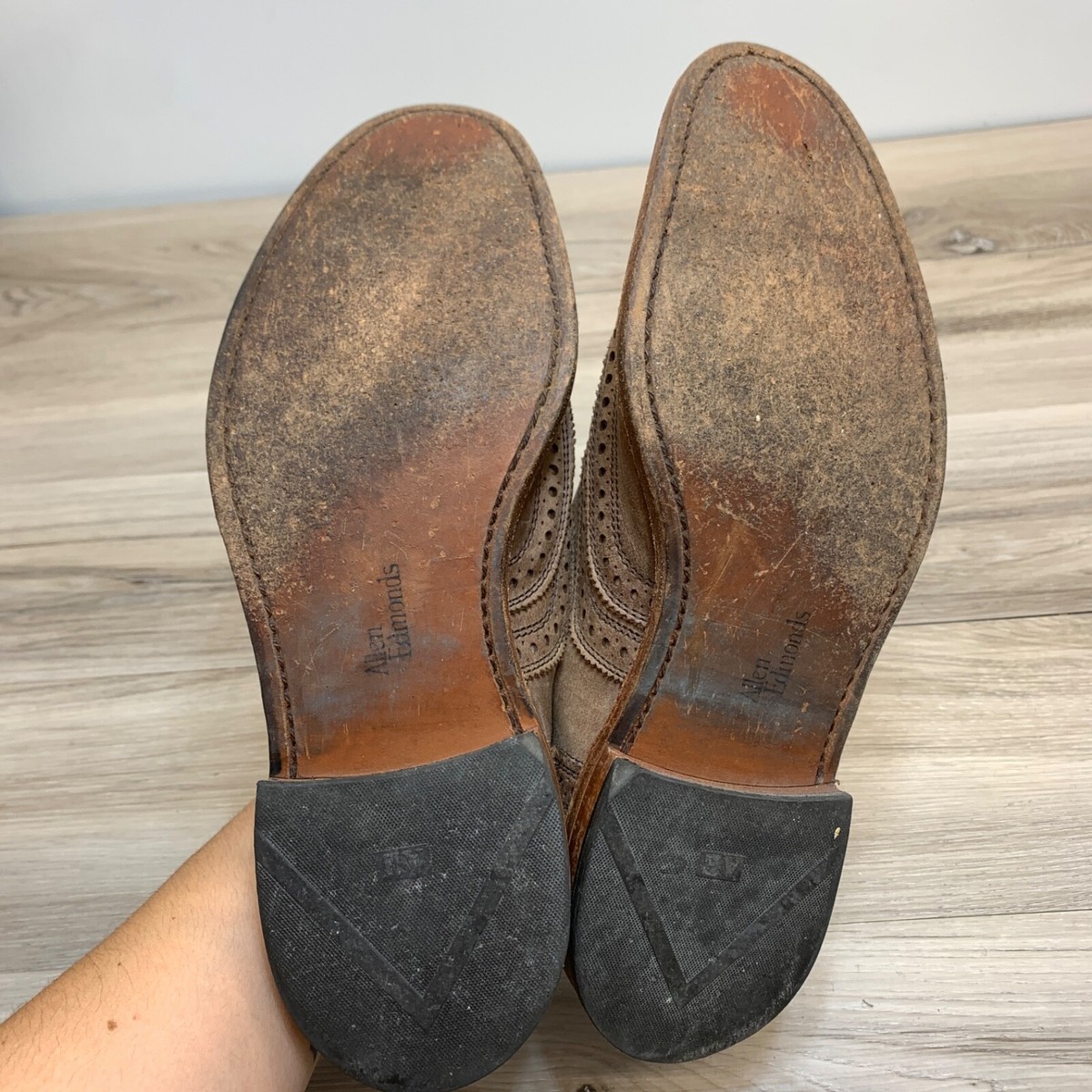 Allen Edmonds Neumok Mens Brown Leather Wingtip Oxford Shoes Size 10D Rock The Neumok by Allen Edmonds Shoes – Men main image 2
