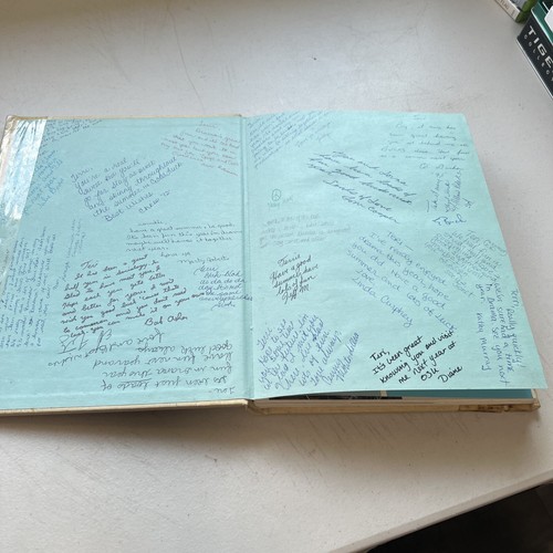 U S Grant High School 1971 Yearbook Memoirs Portland Oregon - Picture 2 of 12