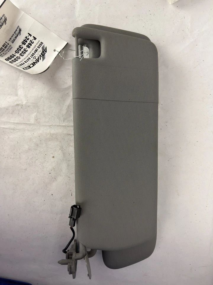 Volkswagen Touareg 2004-2010 parasol delantero derecho lado pasajero parasol fabricante de equipos originales Foto 2 de 4