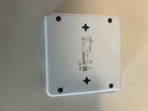 Ubiquiti Networks UniFi Security Gateway - White (USG) - Afbeelding 4 van 7