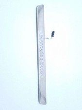MERCEDES-BENZ M W166 Schwellerzierleiste vorne rechts A1666801335 2.99 38473064 MERCEDES-BENZ M W166 Schwellerzierleiste vorne rechts A1666801335 2.99 38473064