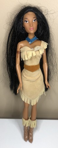 Disney POCAHONTAS & JOHN SMITH DOLLS Figures 12” Toy Prince Princess Extra Dress - Picture 9 of 14