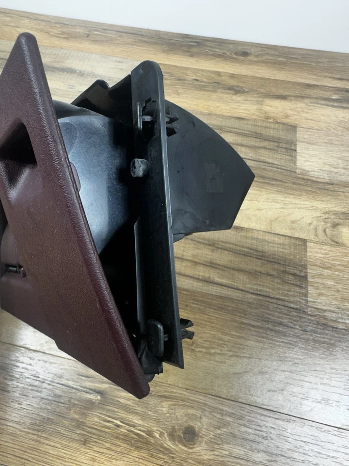 1996-1999 Chevrolet Silverado Tahoe GMC Sierra Yukon пепельница рубиновый красный бордовый - Изображение 4 из 4