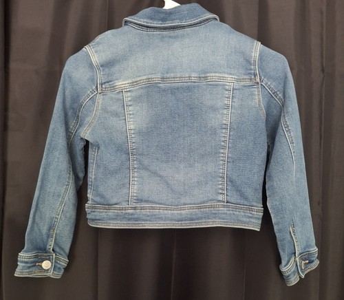 Cat & Jack Jean Jacket Blue Denim Stretchy Button Front Pockets Girls sz 8(M) - Picture 3 of 4