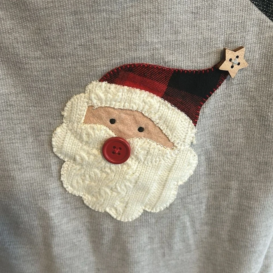 Conjunto de una pieza de Santa bordado Mud Pie. Talla 6-9 meses Foto 2 de 4