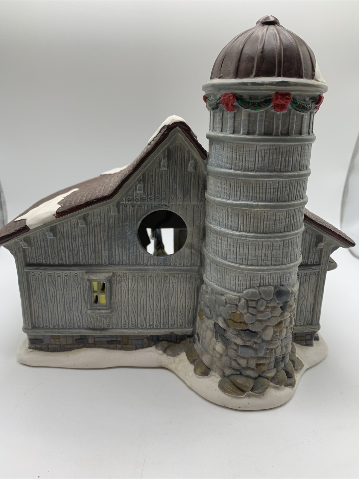 2008 Holiday Time Gray Barn Country Charm Collection Lighted Christmas