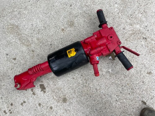Chicago Pneumatic CP 1230-S Air JackHammer Demolition Breaker 70 lbs ROCK DRILL