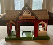 Step 2 Main Street Firehouse - 2007 - Working Condition - Firehouse Only