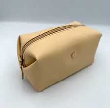 SEALED Emirates Business Class Women's Amenity Kit BVLGARI -(Cream/Ivory) - NEW 