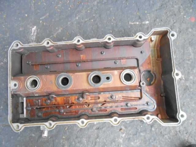 CUBIERTA VÁLVULA BMW 318I 98 Foto 2 de 4