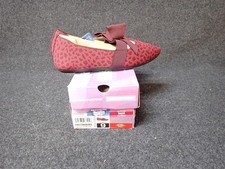 NEW Skechers Cleo Point-Feline Fab Knit Flats Burgundy Women's 9W BR3