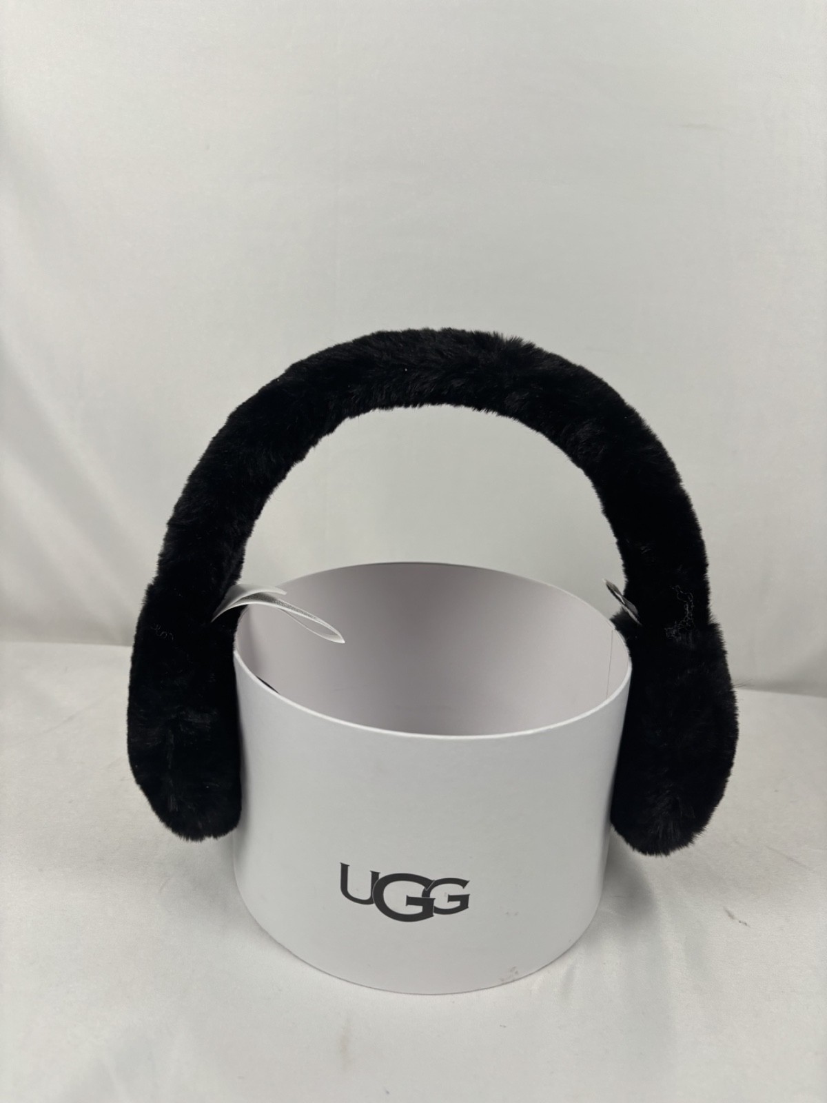 UGG Sheepskin Earmuffs in Black Comes with Box
