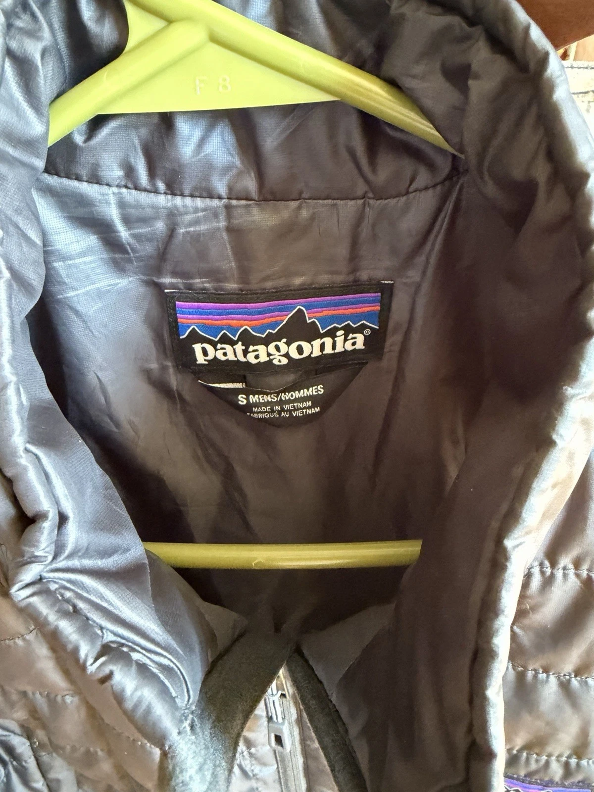 Patagonia Men's Nano Puff Vest Size Small image 2