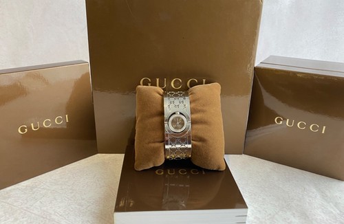 Gucci Twirl Watch 34 DIAMOND YA112 Silver Bracelet Bangle Brown Dial - Afbeelding 1 van 13