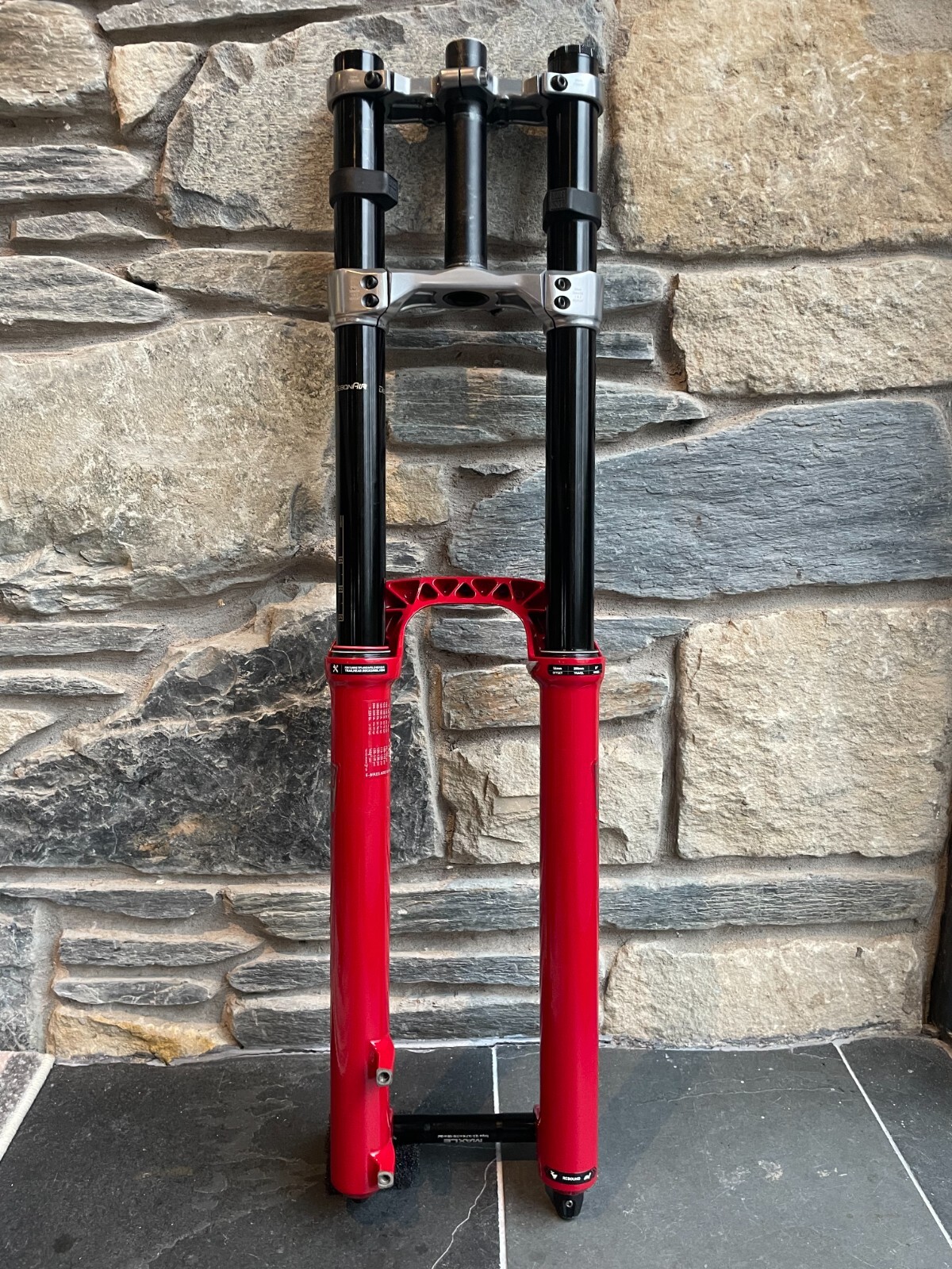 Rockshox Boxxer Ultimate 29 Red Downhill Triple Clamp Suspension Forks
