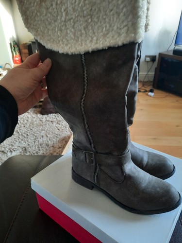 Just Fab Knee High Winter Boots Size 5 