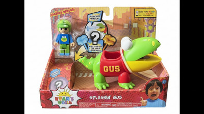 NEW Ryan's World Splashin Gus Vehicle & Action Figure Surprise Toy