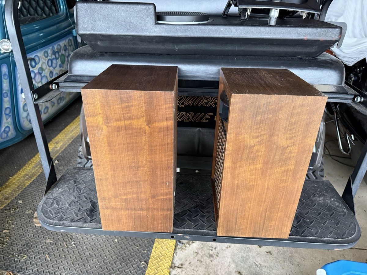 Vintage Claricon 67-355G Bookshelf Speakers – Wood Cabinet Retro