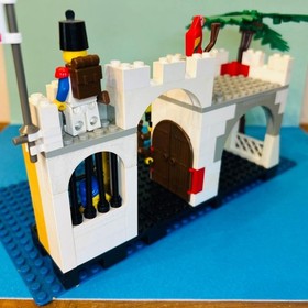 LEGO 6267 Lagoon Lock-Up Pirates Imperial Soldiers 1992