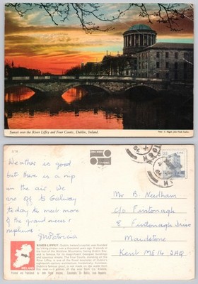 c43634 Sonnenuntergang über Fluss Liffey Dublin Irland John Hinde Postkarte 1984 Briefmarke