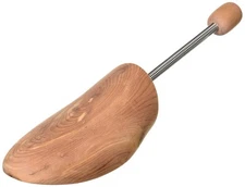 Cedar Elements Cedar Shoe Tree