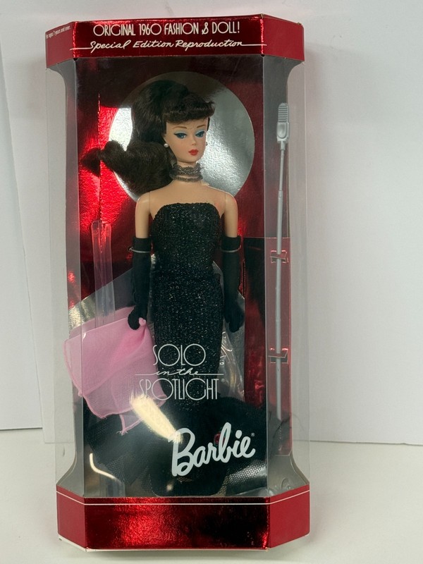 1994 Barbie Vintage Reproduction Solo in the Spotlight Brunette Barbie NRFB