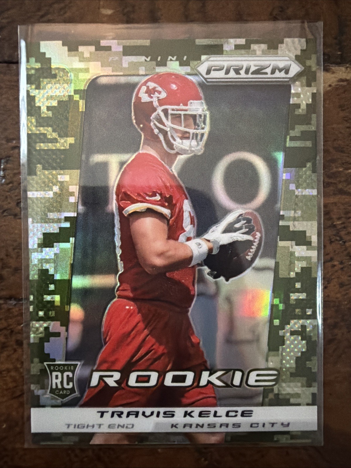2013 Panini Prizm Travis Kelce Rookie Camo Prizm SSP #292 RC