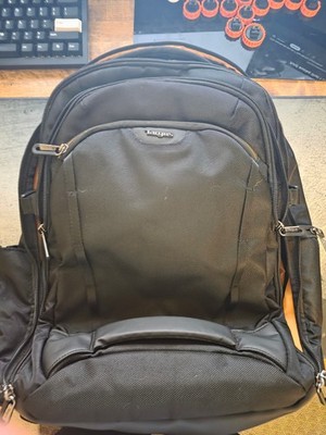 TARGUS Voyager EXP 17'' Travel Backpack TBB664GL-90- BLACK