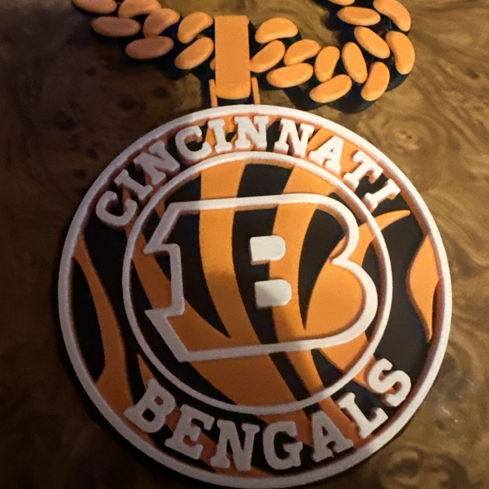 Collar impreso en 3D collar de fútbol de gran tamaño Bengals Foto 3 de 3