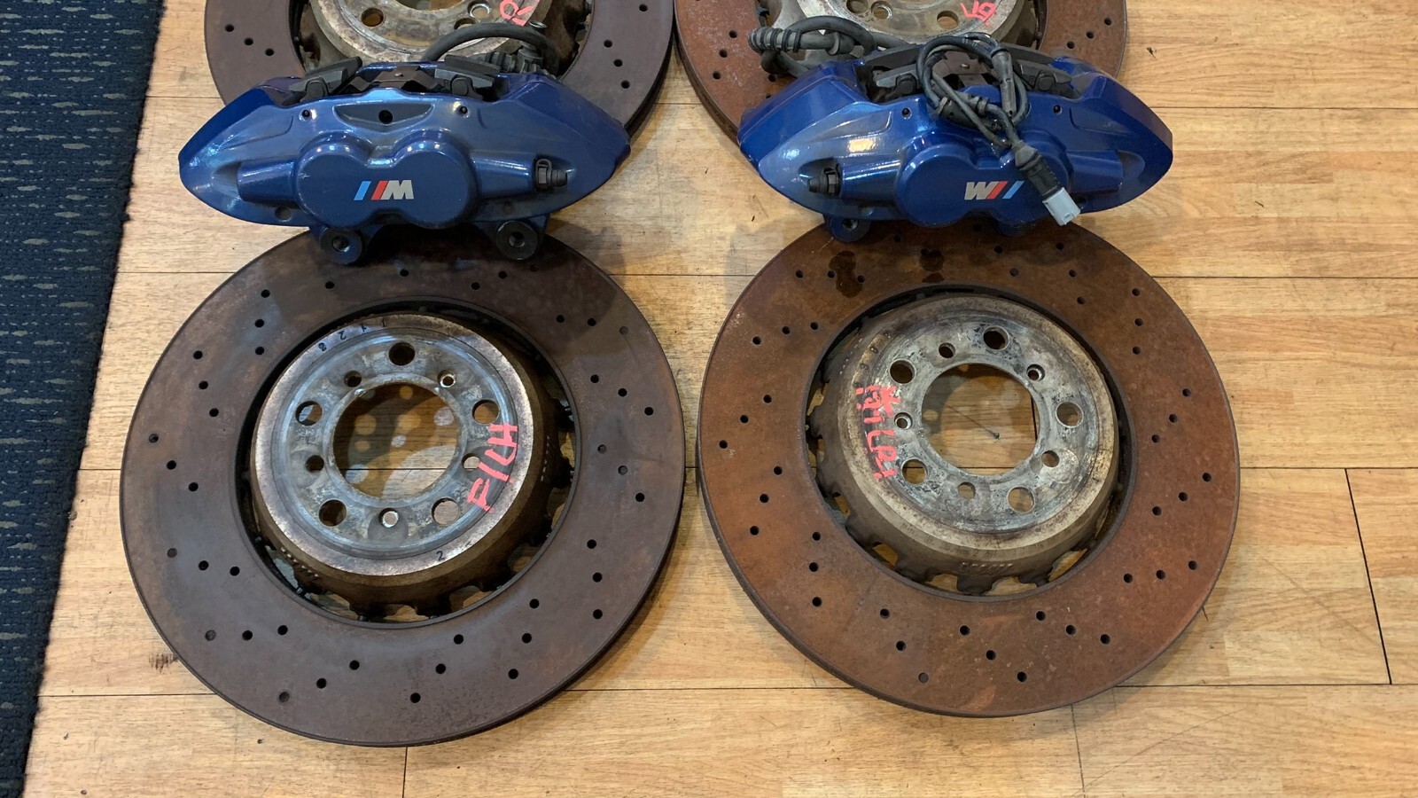 BMW F80 M3 3 SERIES BREMBO BRAKE CALIPERS WITH DISC ROTORS 2284810