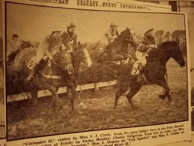 Xm23 Ephem 1966 Bild Miss S J Clark Tehidy R Ingram P Collins Point To Point