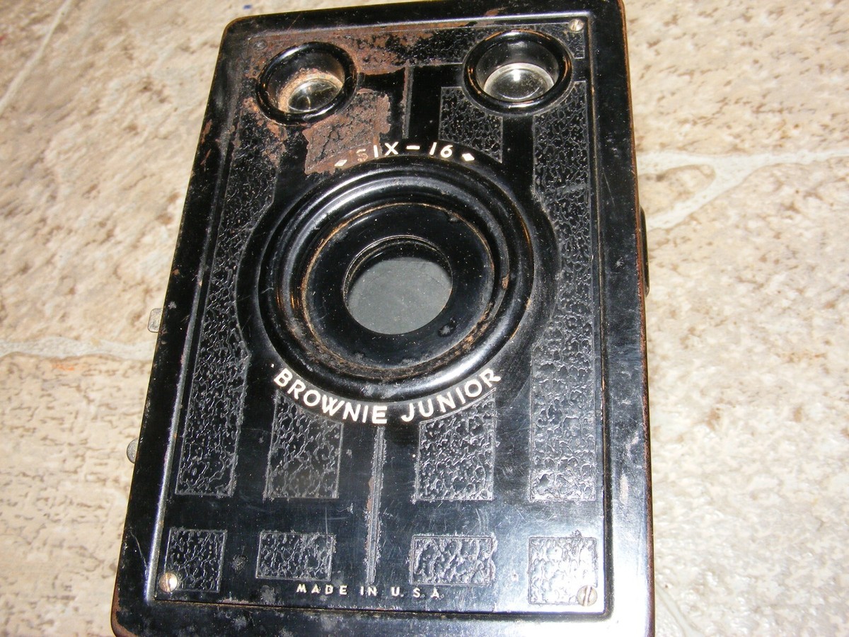 Antique Kodak Six-16 Brownie Junior Box Camera for 616 Film 