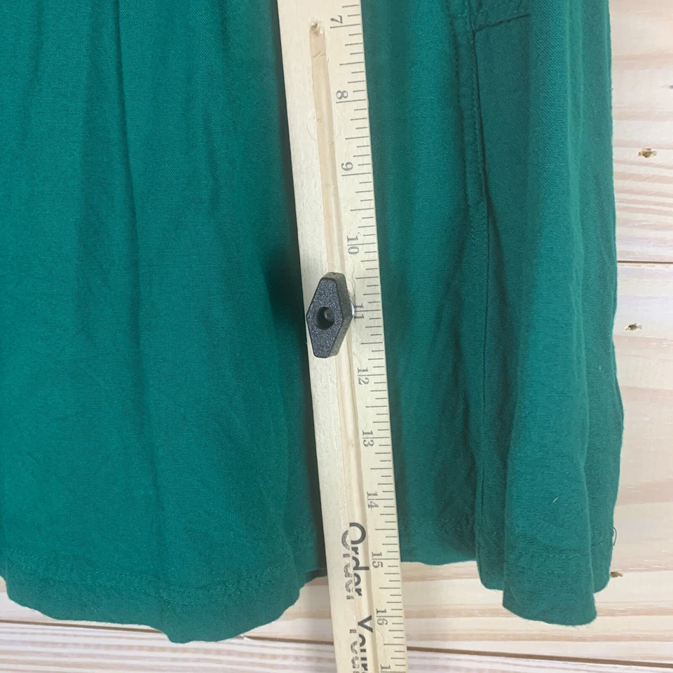 Mini-saia cooperativa feminina grande verde bolsos puxar UO - Imagem 3 de 4