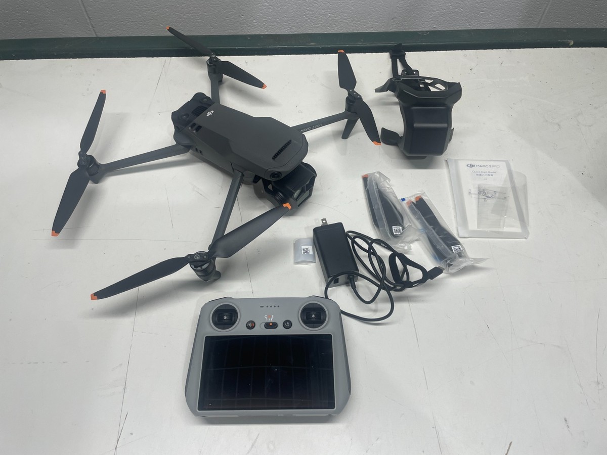 ホビーラジコン DJI Mavic Pro D134050 Amazon.com: DJI - Mavic Pro Quadcopter with Remote Controller