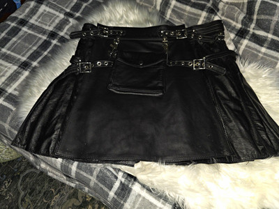 Marvelous Mayhem Men's Black Leather Kilt 2 Front Panels Adjustable Waist 42