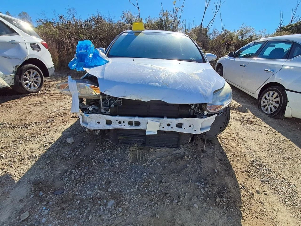 Alerón hatchback maletero/portón trasero SE se adapta a 12-14 Focus 2734943 Foto 2 de 4