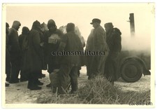 Orig. Foto russische Gefangene an Feldküche bei Winter in Russland 1942