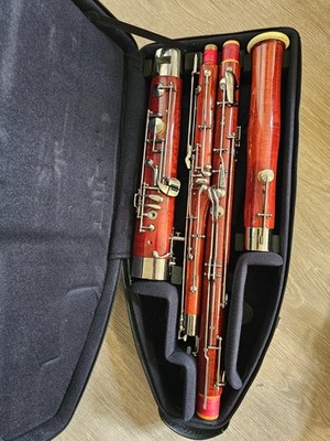 FOX RENARD MODEL 222 WOOD BASSOON WITH BRAND NEW PADS