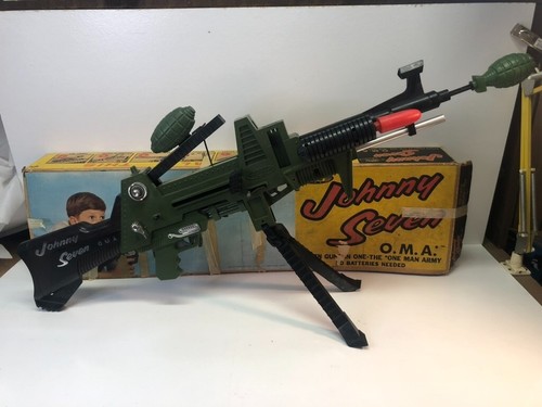 Johnny Seven OMA Original Military Action Toy 1960s Vintage 3 missiles. Read DE.