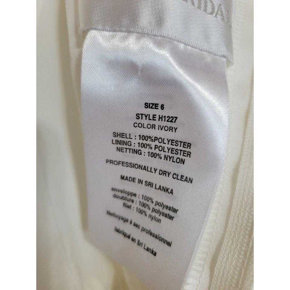 Vestido de baile David Bridal All-over satinado hasta el té con correas anchas de espagueti talla 6 Foto 4 de 4