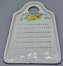 VTG Hand Painted Fruit Nutmeg/ Garlic Grater Lemon Zester Signed Donna Velvin