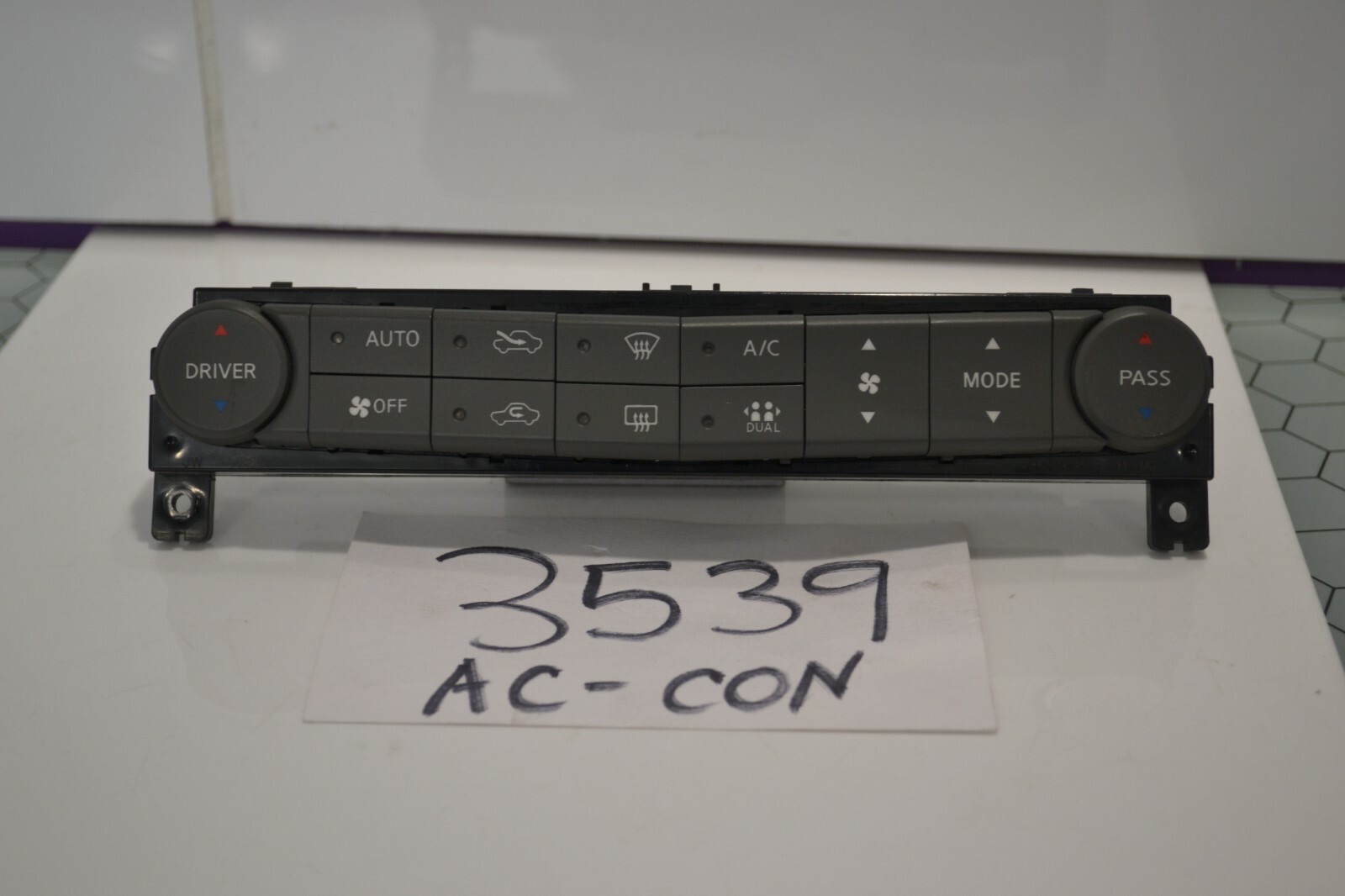 2007 2008 Nissan Maxima AC and Heater Control Used Stock #3539-AC 