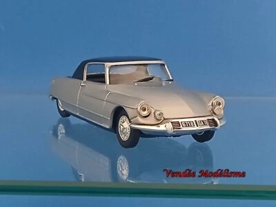 Voiture de collection, Citroen DS Chapron Le Dandy 1967 - Norev Hachette 1/43 - Photo 1/4