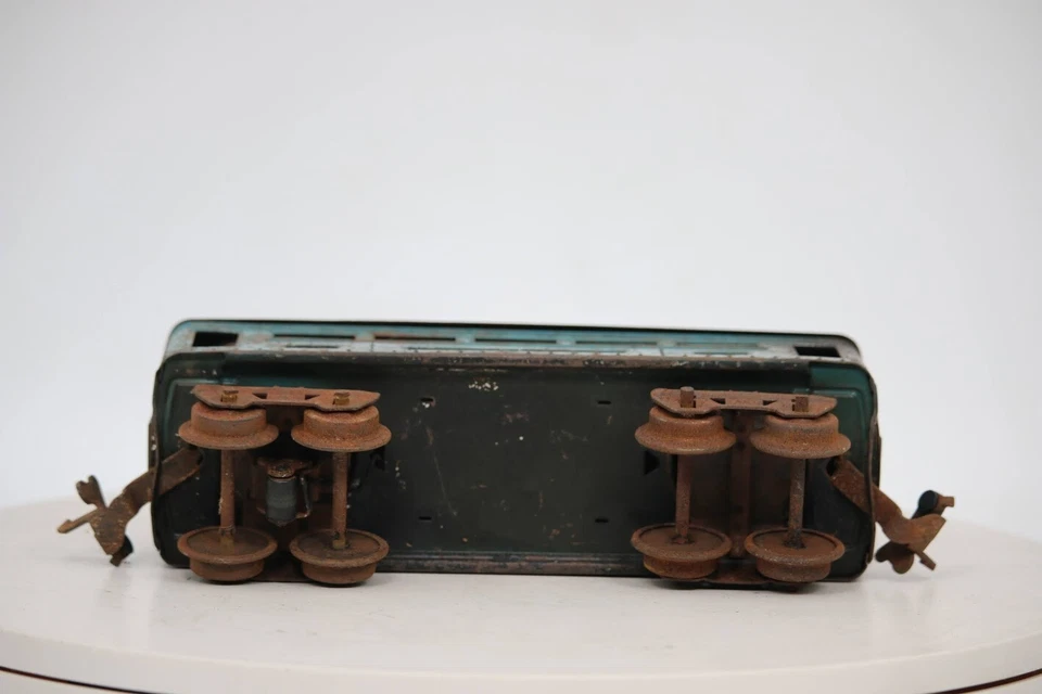 Vintage O Gauge # 609 Lionel Metal Pre War Pullman Train Car - Image 2 of 4